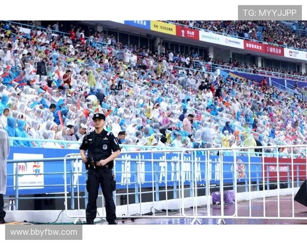 激情燃动赛场凝聚青春力量展现拼搏精神共谱体育盛宴华章