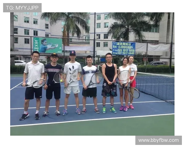 深圳网球队边路渗透战术解析与实战应用探讨