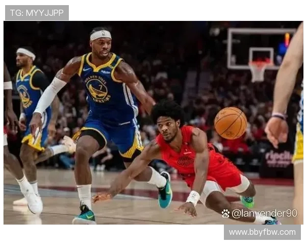 勇士与尼克斯精彩对决录像回放分析及精彩瞬间集锦 勇士与尼克斯精彩对决录像回放分析及精彩瞬间集锦