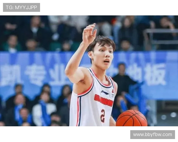 徐杰：从青年才俊到篮球明星的成长之路与奋斗历程